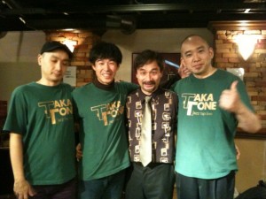 taka-tone_2011-10-19